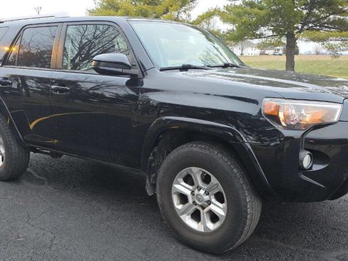 Used 2017 Toyota 4Runner SR5 image 1