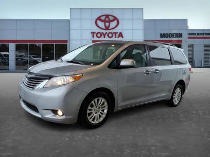 Used 2015 Toyota Sienna XLE Premium