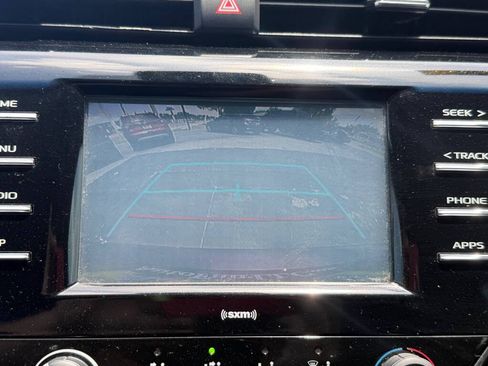 Used 2020 Toyota Camry LE FWD image 15