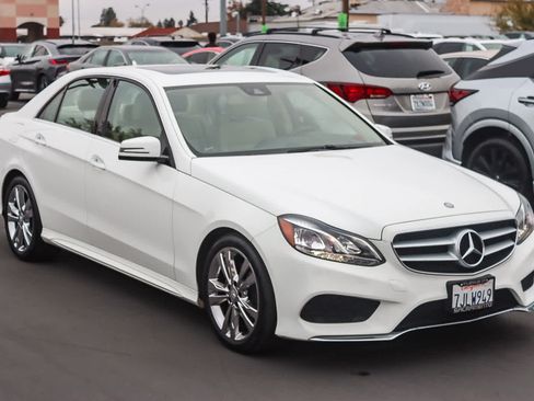 Used 2014 Mercedes-Benz E 350 4MATIC Sedan image 5