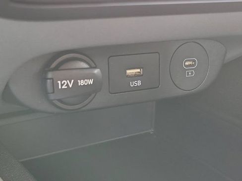 Certified 2024 Hyundai Elantra SEL FWD image 27