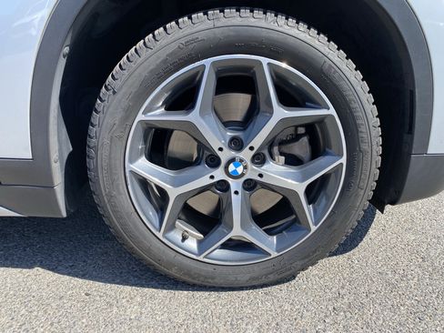 Used 2018 BMW X1 xDrive28i AWD/4WD image 11
