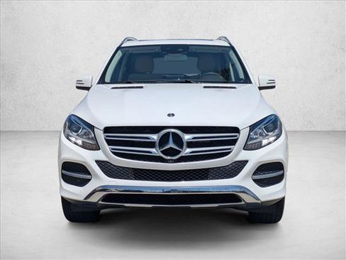 Used 2018 Mercedes-Benz GLE 350 image 2