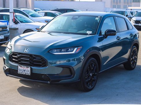 Certified 2024 Honda HR-V Sport image 3