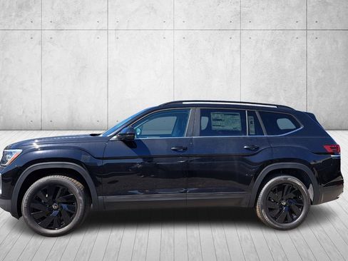 New 2026 Volkswagen Atlas SE image 7