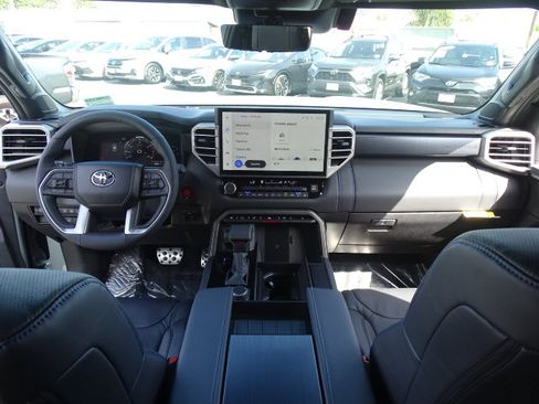 New 2026 Toyota Sequoia Platinum AWD/4WD image 15