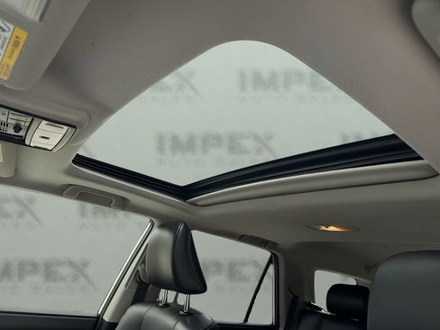 Used 2018 Toyota 4Runner Limited image 12