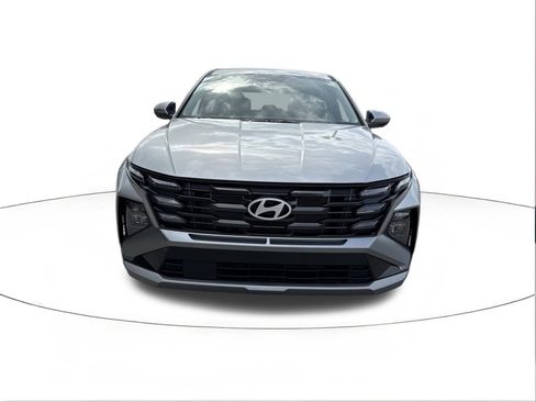 New 2026 Hyundai Tucson SE image 8
