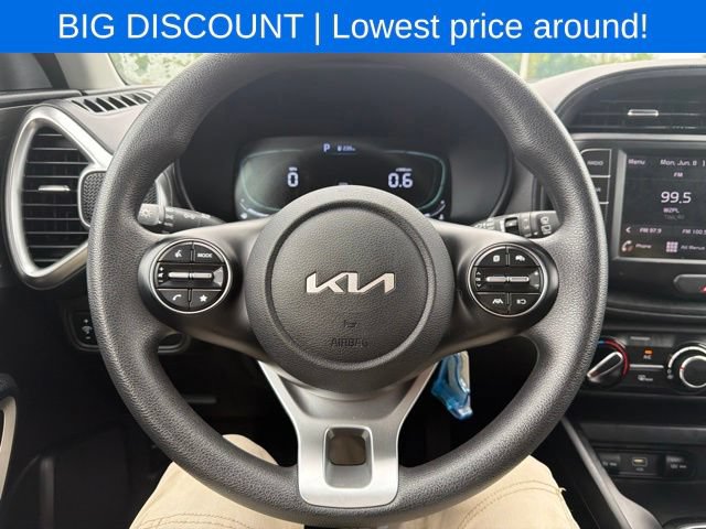 Used 2024 Kia Soul LX w/ Option Group 015 FWD image 27