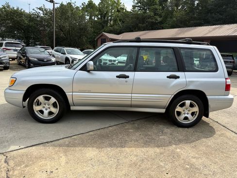 Used 2002 Subaru Forester S AWD/4WD image 2