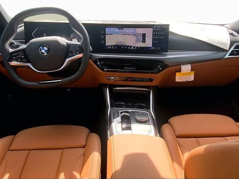 Used 2026 BMW 330i Sedan w/ Convenience Package RWD image 5