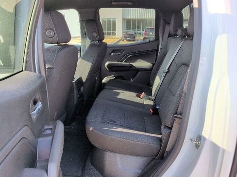 Used 2024 Chevrolet Colorado LT w/ LT Convenience Package II image 5