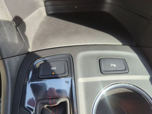 Certified 2023 Chevrolet Equinox RS image 24