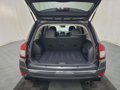 Used 2016 Jeep Compass High Altitude AWD/4WD image 29