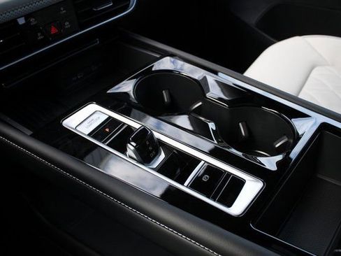 New 2026 Volkswagen Atlas Cross Sport SEL Premium R-Line image 19