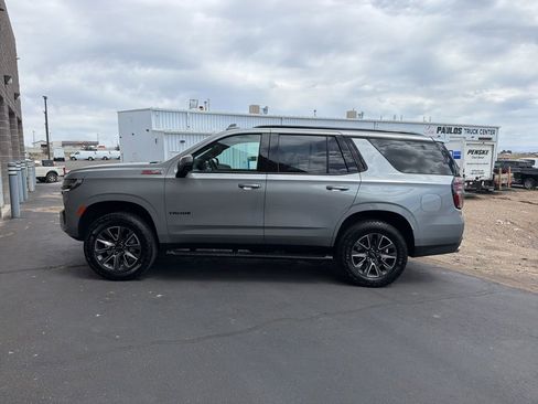 Used 2023 Chevrolet Tahoe Z71 w/ Z71 Off-Road Package AWD/4WD image 6