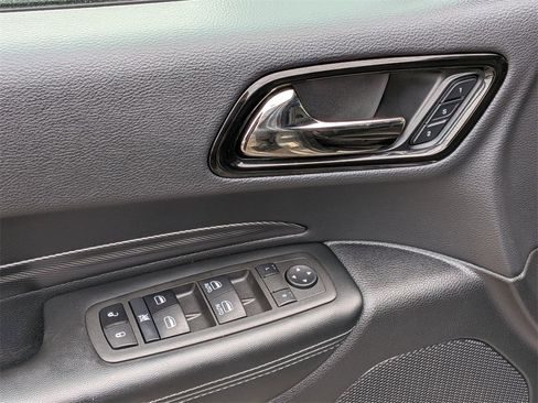 Used 2022 Dodge Durango GT image 12