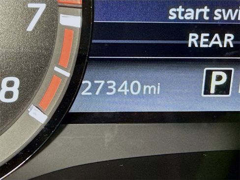 Used 2023 Nissan Frontier PRO-4X w/ Pro Convenience Package image 5