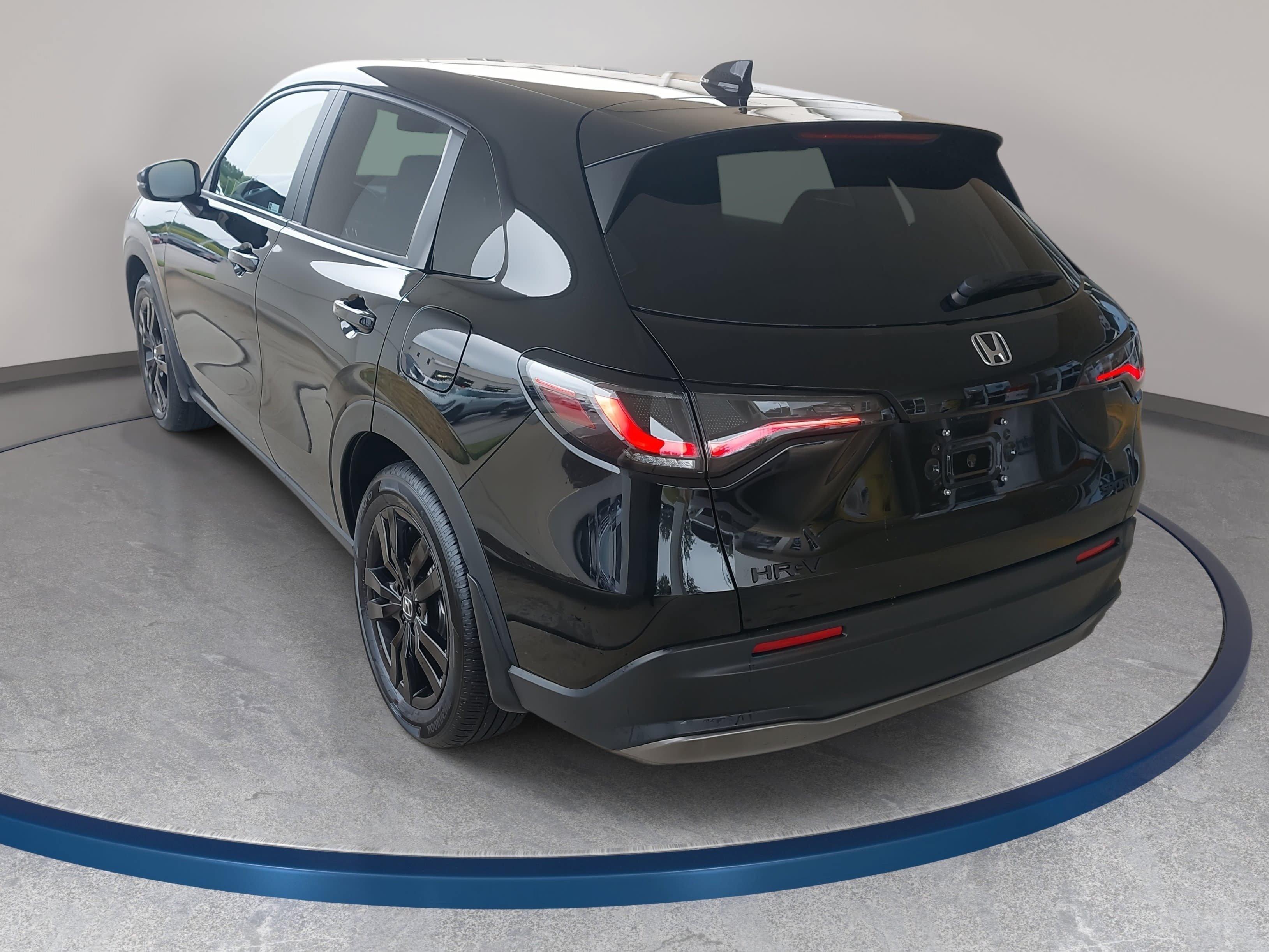 Used 2026 Honda HR-V Sport image 7