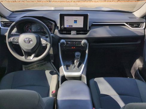 Used 2023 Toyota RAV4 LE image 13