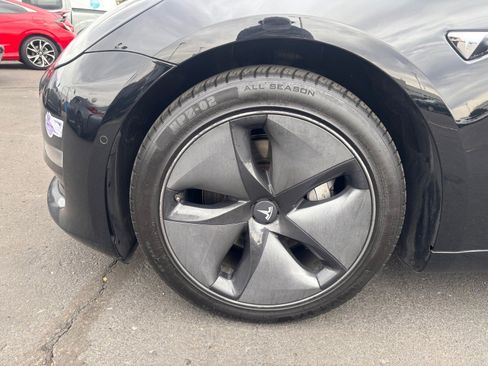 Used 2018 Tesla Model 3 Long Range image 11