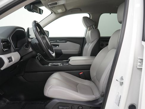 Used 2025 Honda Pilot EX-L image 27