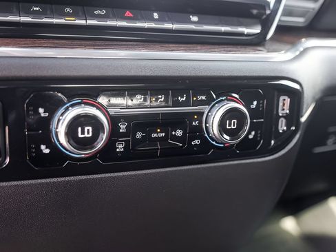 Used 2025 GMC Sierra 1500 Elevation RWD image 21