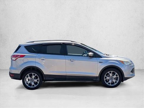 Used 2016 Ford Escape Titanium FWD image 4