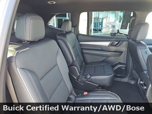 Certified 2025 Buick Enclave Preferred image 37