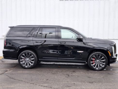 Certified 2025 Cadillac Escalade V image 6