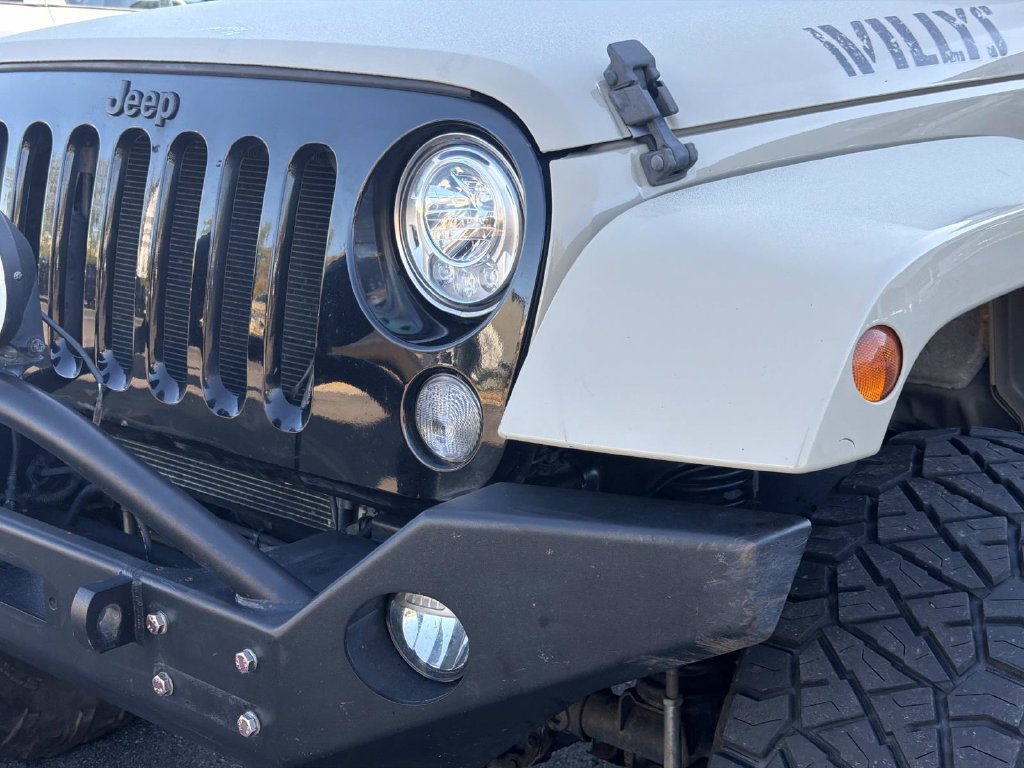 Used 2017 Jeep Wrangler Unlimited Sport AWD/4WD image 3
