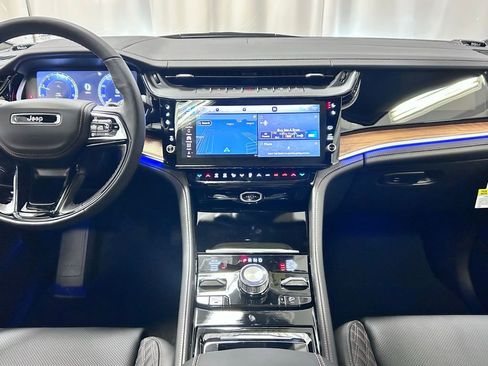 New 2026 Jeep Grand Cherokee L Summit AWD/4WD image 13
