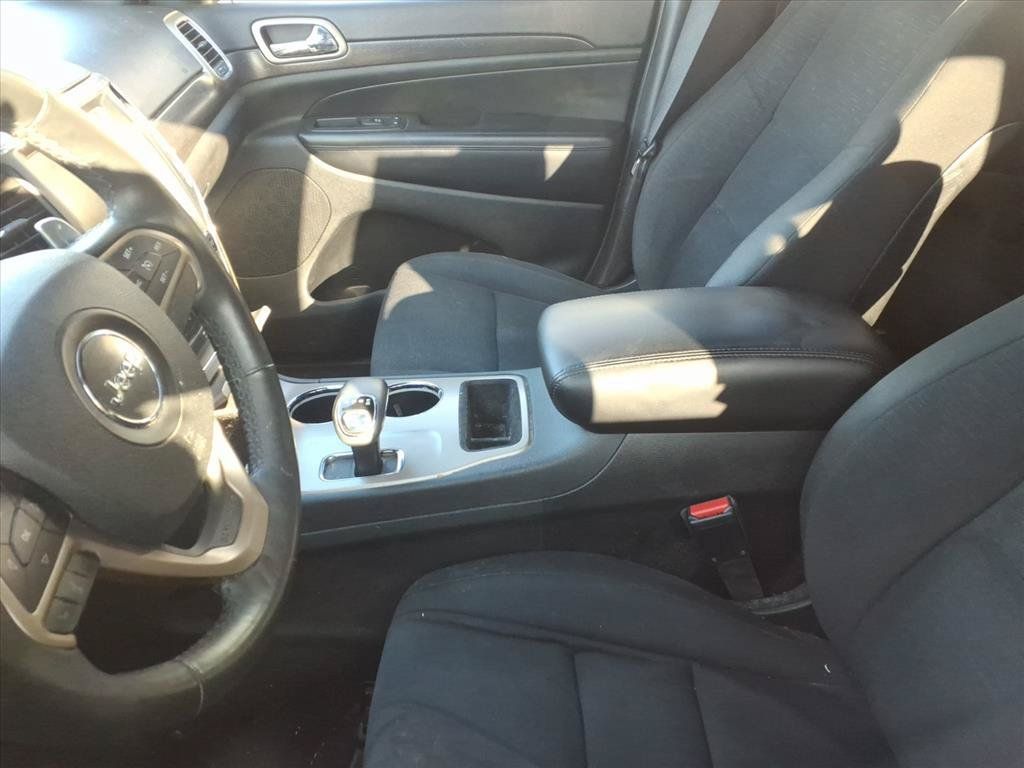 Used 2014 Jeep Grand Cherokee Laredo w/ Security & Convenience Group AWD/4WD image 11