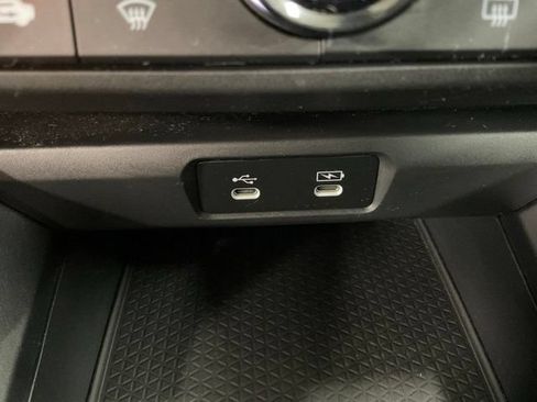 Certified 2023 Honda Accord LX image 26