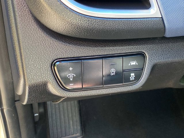 Used 2023 Kia Seltos S w/ Navigation Package FWD image 15