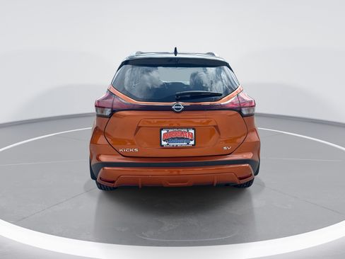 Used 2023 Nissan Kicks SV FWD image 6