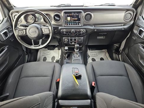 Used 2022 Jeep Wrangler Unlimited Sport image 11