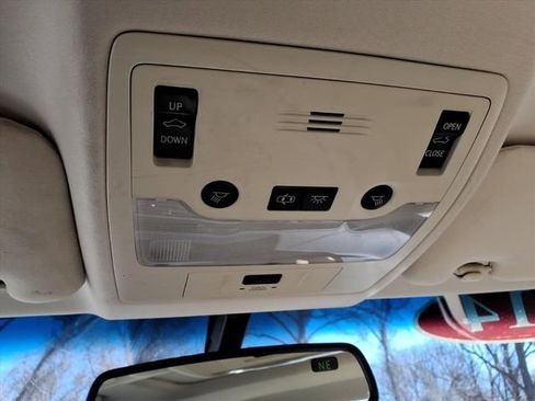 Used 2014 Lexus ES 350 w/ Premium Package image 30