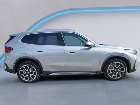 Certified 2025 BMW X1 xDrive28i w/ Convenience Package image 2