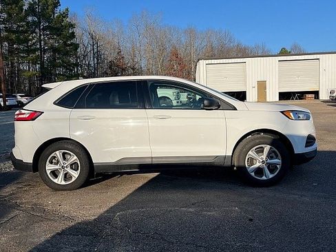 Used 2023 Ford Edge SE image 7
