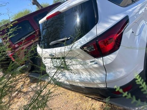 Used 2019 Ford Escape SE AWD/4WD image 5
