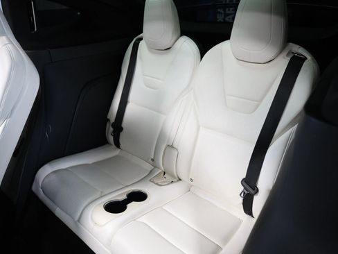 Used 2016 Tesla Model X Performance image 43