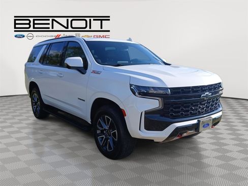 Used 2024 Chevrolet Tahoe Z71 image 3