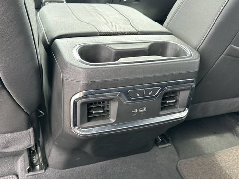 Used 2025 Chevrolet Silverado 1500 High Country w/ Technology Package AWD/4WD image 16