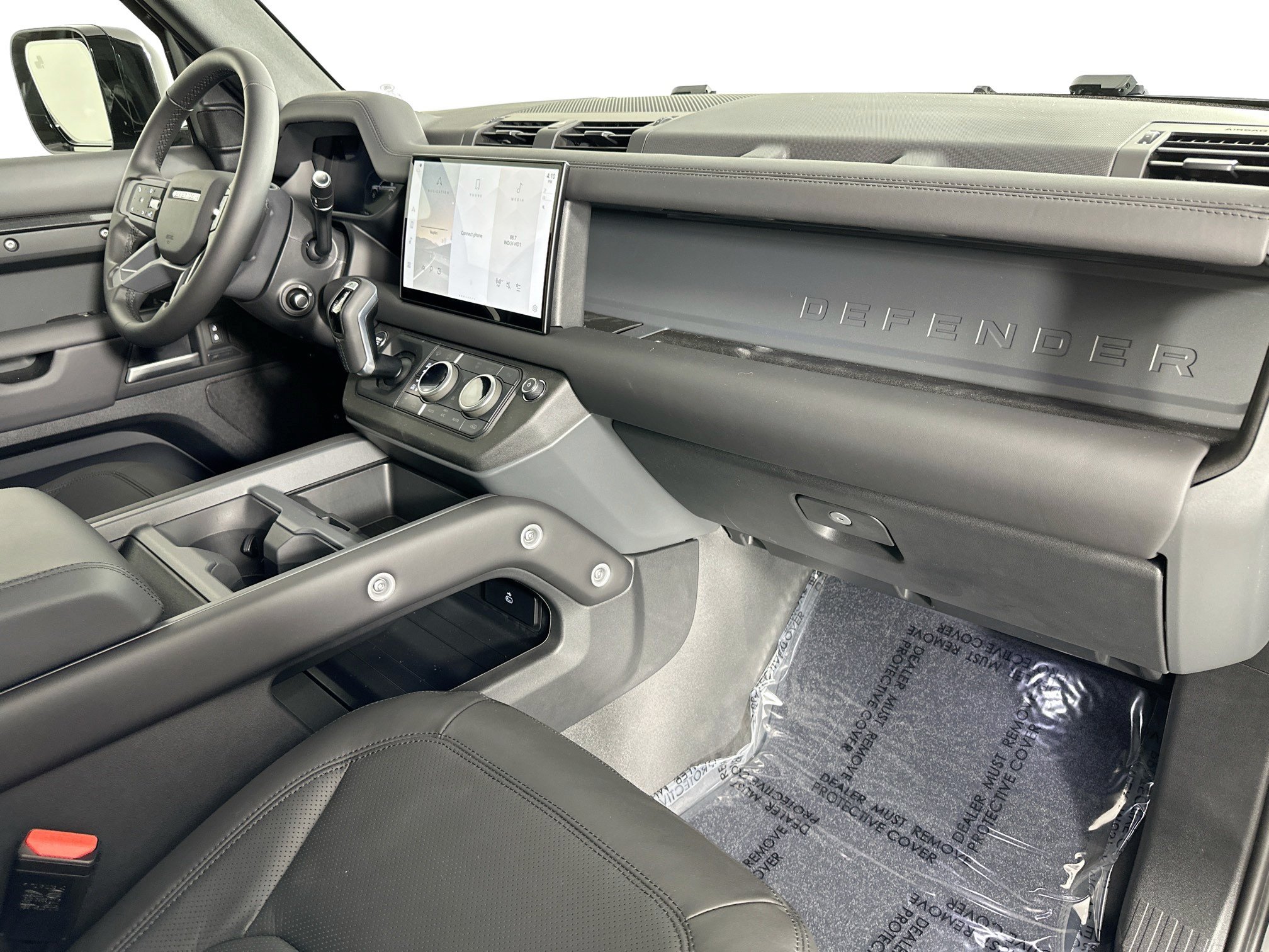 Certified 2025 Land Rover Defender 110 S AWD/4WD image 27
