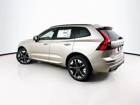 Used 2026 Volvo XC60 B5 Plus w/ Protection Package Premier AWD/4WD image 6