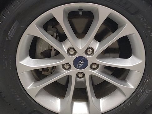 Used 2020 Ford Fusion SE FWD image 31