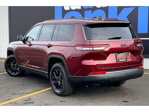 New 2026 Jeep Grand Cherokee L 4WD image 3