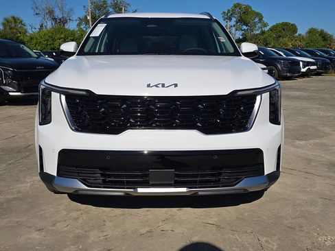 New 2026 Kia Sorento S image 3