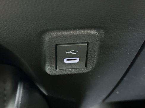 Used 2025 Toyota Corolla LE FWD image 25